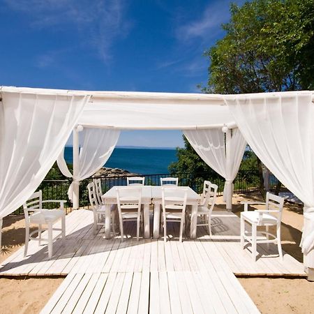 Paradise Bay Hotel 포마리 외부 사진