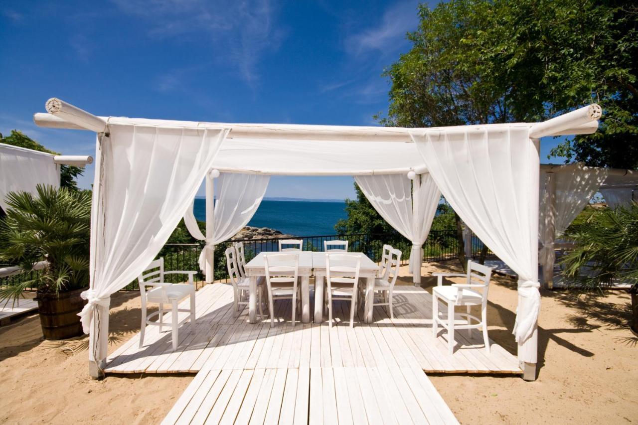 Paradise Bay Hotel 포마리 외부 사진