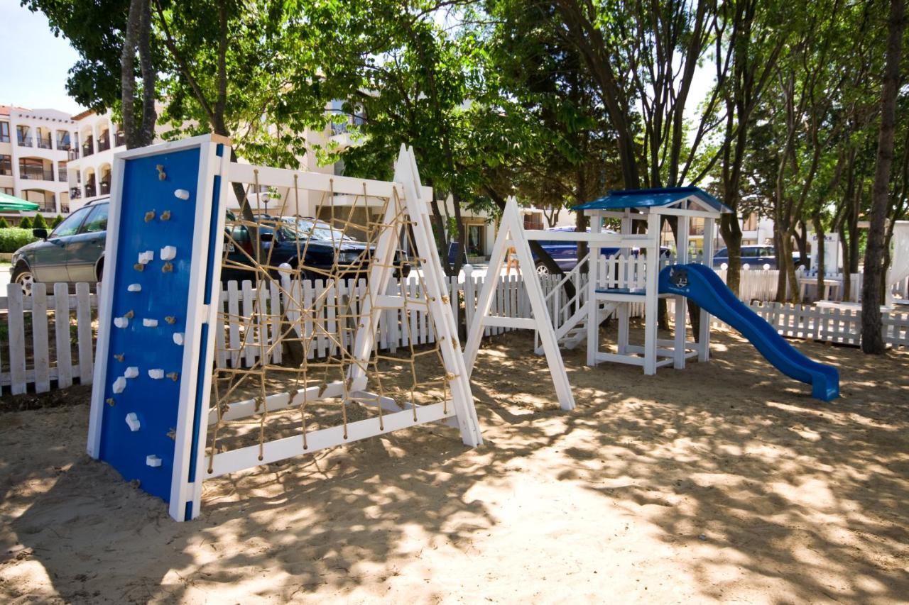 Paradise Bay Hotel 포마리 외부 사진
